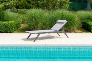 Alexander Rose/9937 rim sun bed.jpg