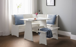 julian-bowen/newport-corner-dining-roomset-props.jpg